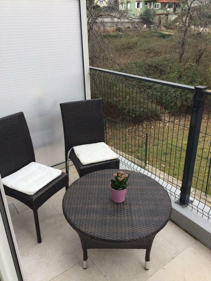 Appartement Studio Apartman Nina à Rijeka Extérieur photo