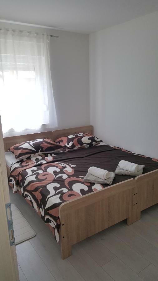 Appartement Studio Apartman Nina à Rijeka Extérieur photo