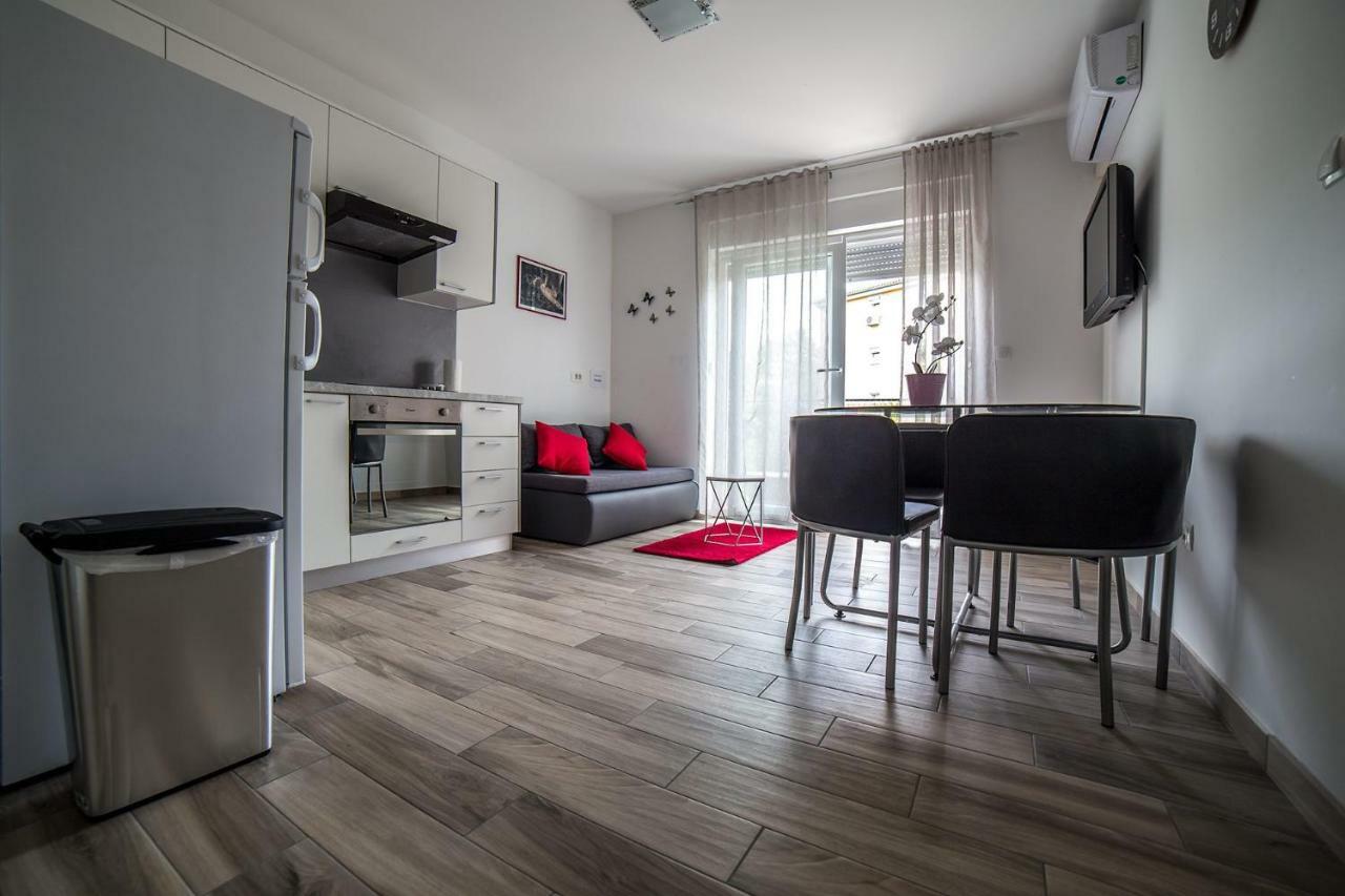 Appartement Studio Apartman Nina à Rijeka Extérieur photo
